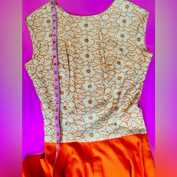 VINTAGE 1960’s Embroidered Dress - Picture 6 of 8